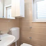 Pet Friendly In *